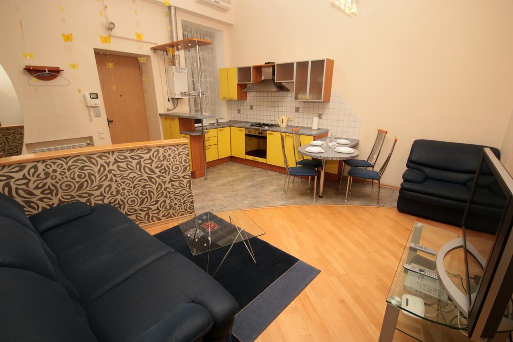 Inn Home Apartments In Kiev Center 외부 사진
