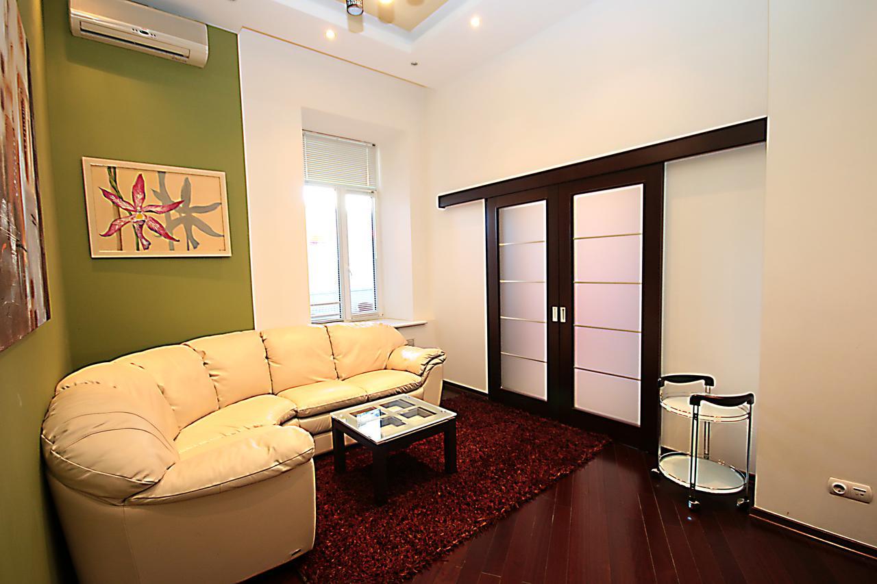 Inn Home Apartments In Kiev Center 외부 사진